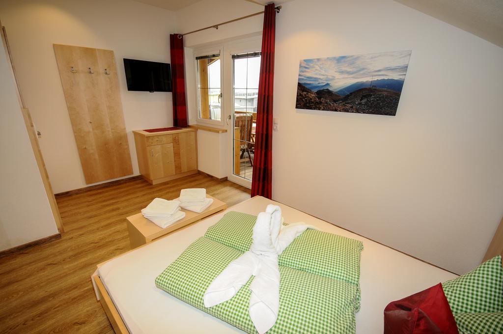 Ferienwohnung Gundolf Christine Arzl im Pitztal Cameră foto