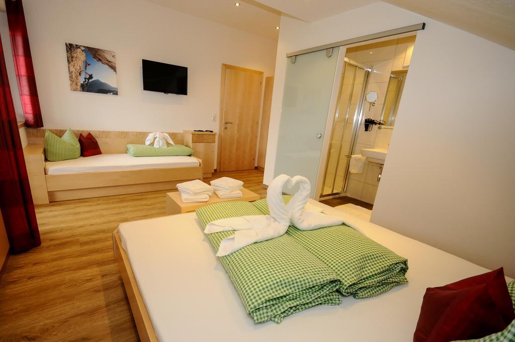 Ferienwohnung Gundolf Christine Arzl im Pitztal Cameră foto